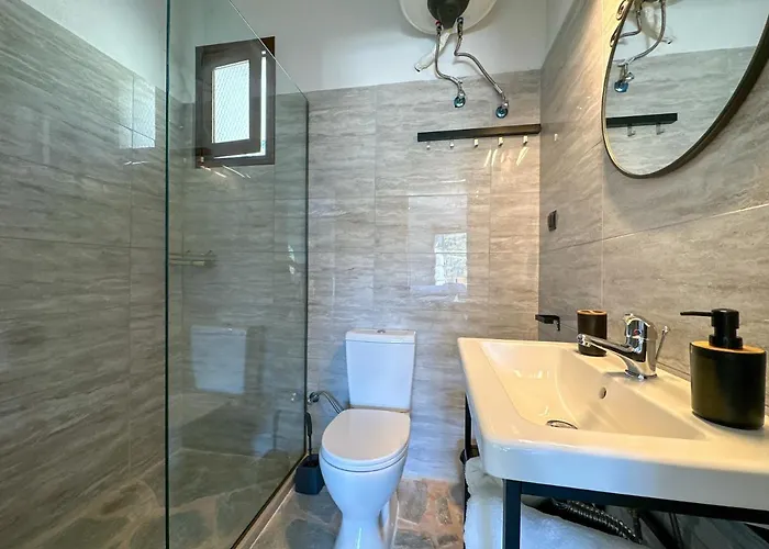 Barbara House * Doukádes