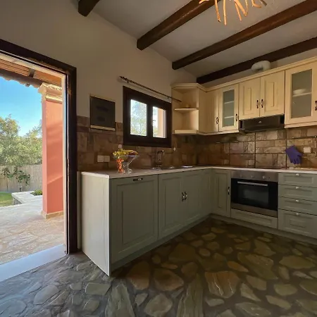 Barbara House شقة