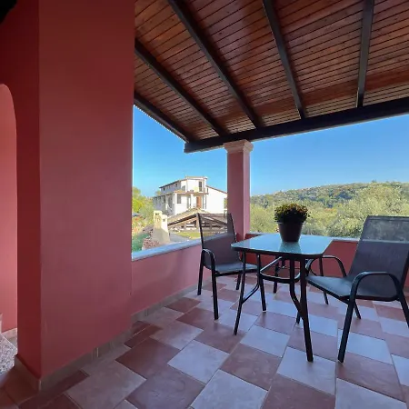 Barbara House * Doukádes