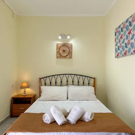 Barbara House * Doukádes