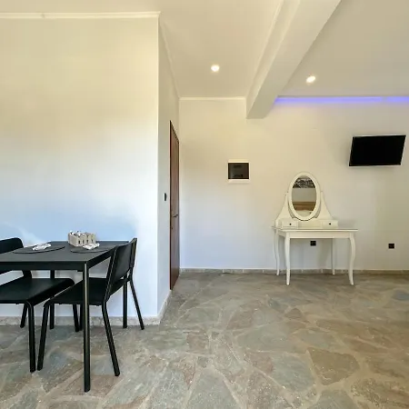 شقة Barbara House Doukádes