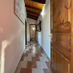 Barbara House * Doukádes