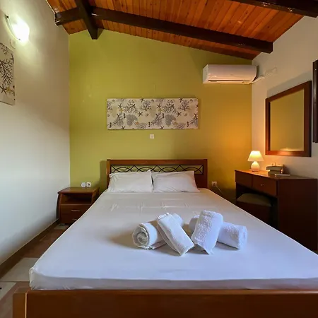 Barbara House Doukádes