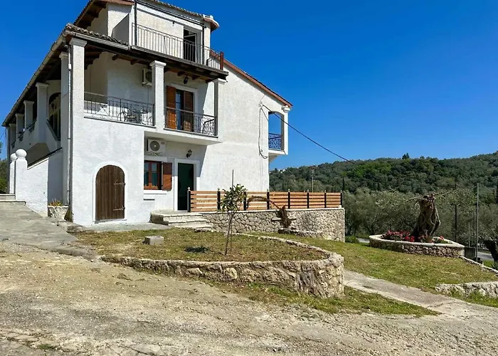 Barbara House * Doukádes